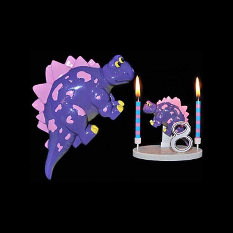 Le stegosaurus pour anniversaire