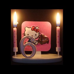 Hello Kitty au piano